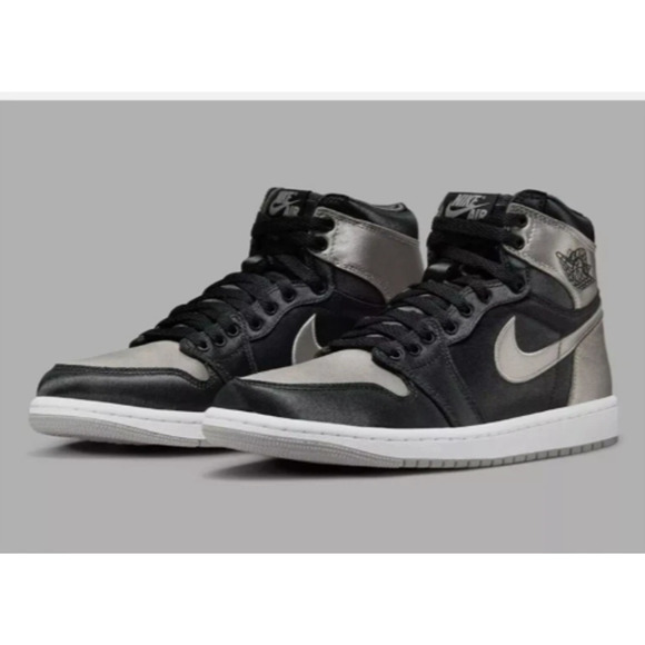 Air Jordan 1 Retro High OG Satin FD4810-010 New Black/Grey/White New - Picture 3 of 12